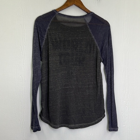 Lucky Brand - Joan Jett Graphic Burn Out Gray Long Sleeve Band  Top Size Small - Picture 11 of 11